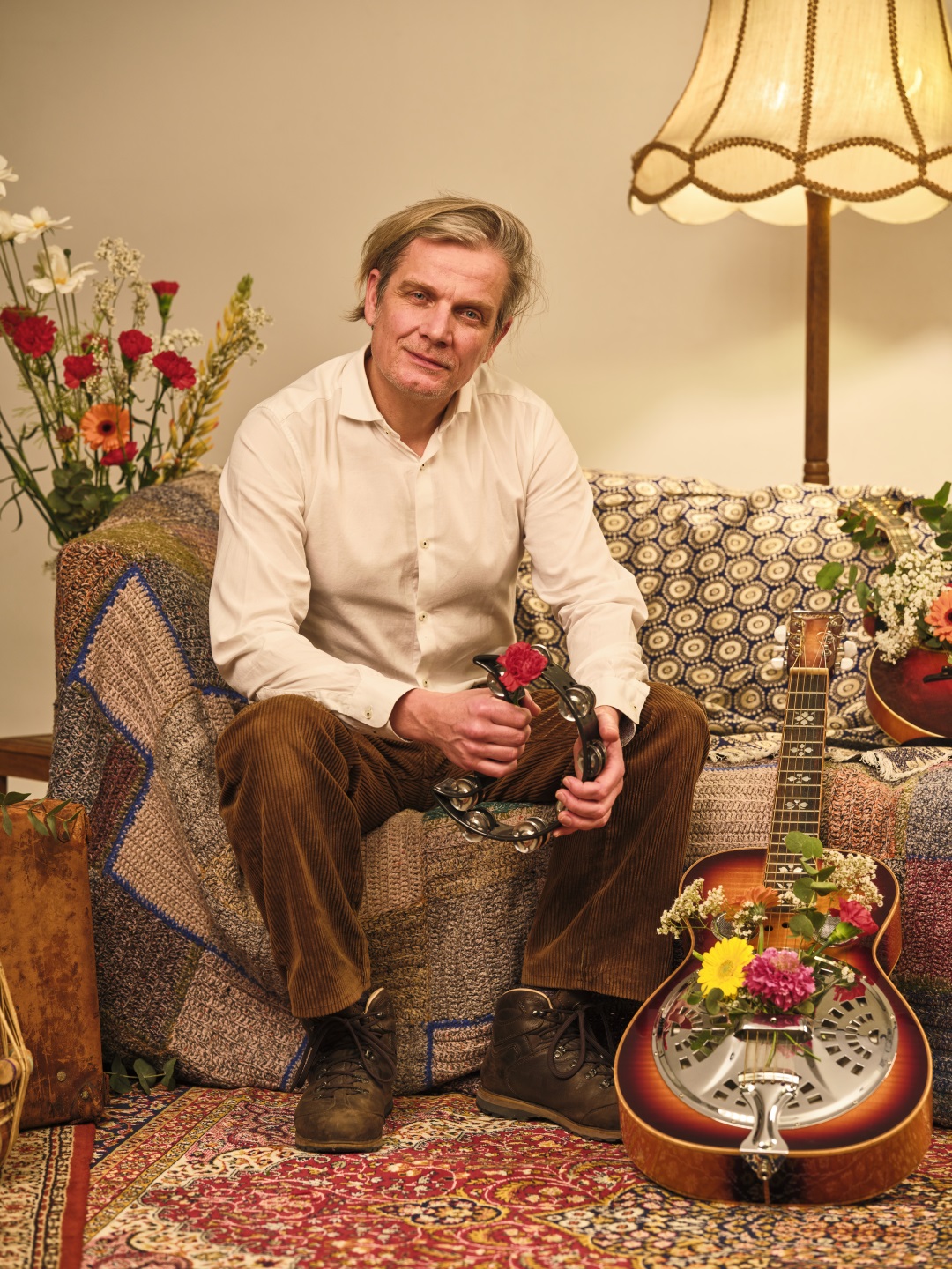 Markus Schultze an der Percussion und am Gesang